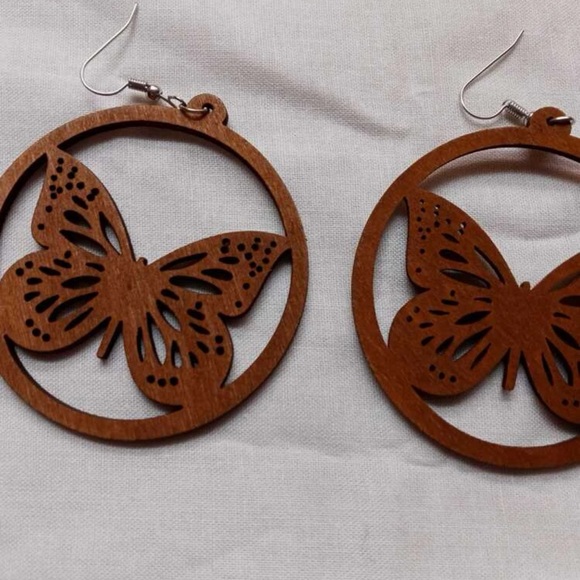 B2G1🦋Boho Wooden Butterfly Earrings | Hollow Out | Laser Cut | Statement 🤎 - Picture 5 of 8